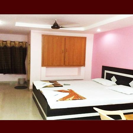 Hotel Upendra Residency Kadapa 外观 照片
